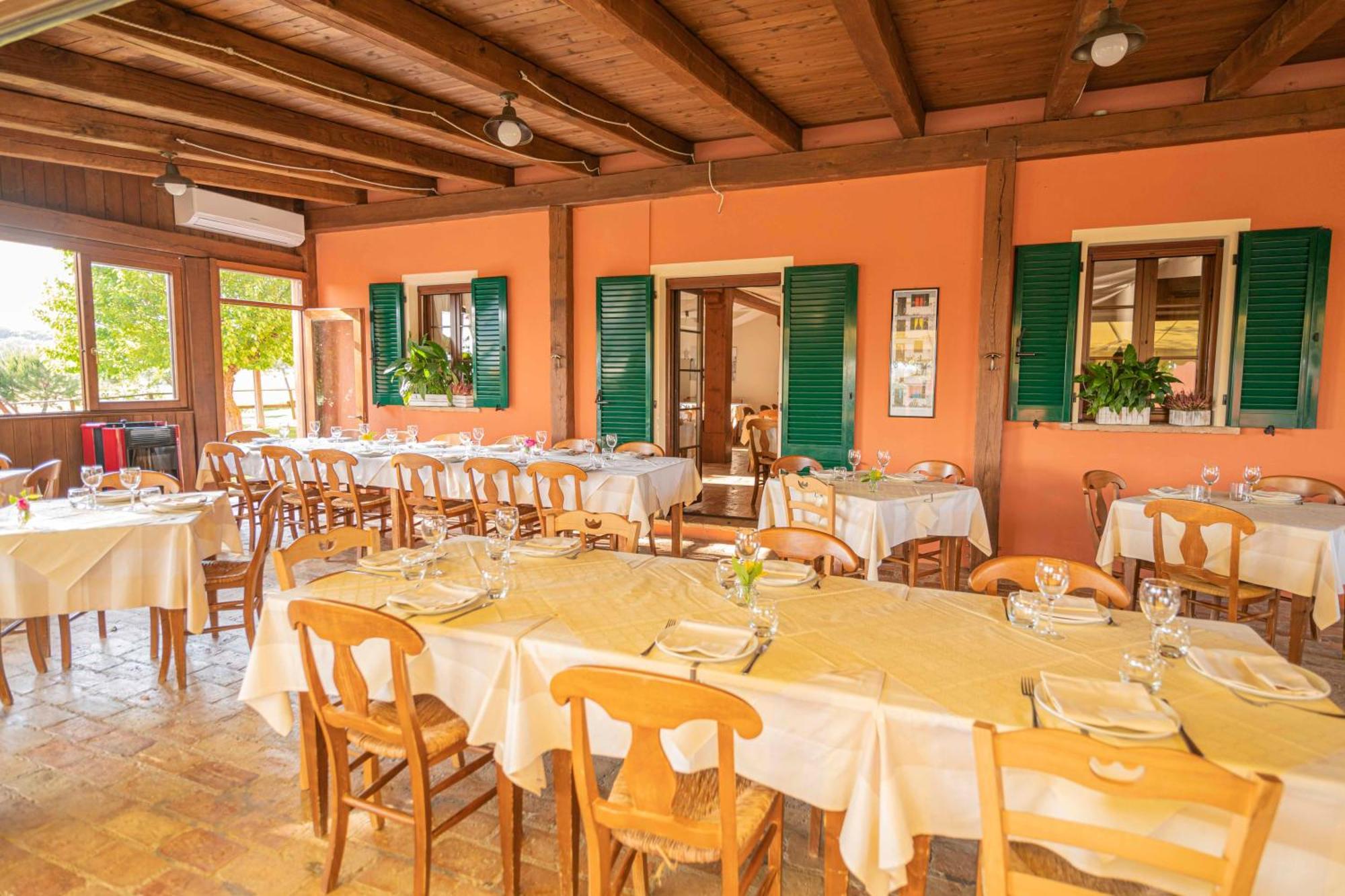 Agri Divin Amore San Costanzo Dış mekan fotoğraf