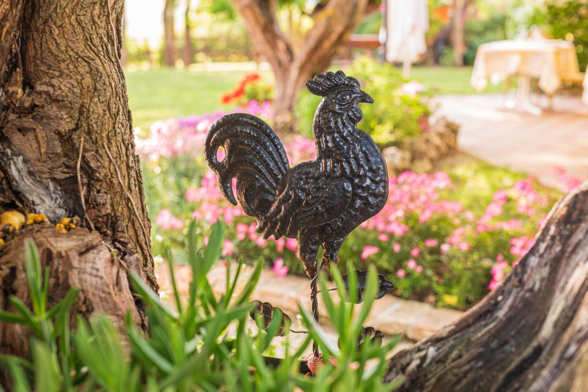 Agri Divin Amore San Costanzo Dış mekan fotoğraf