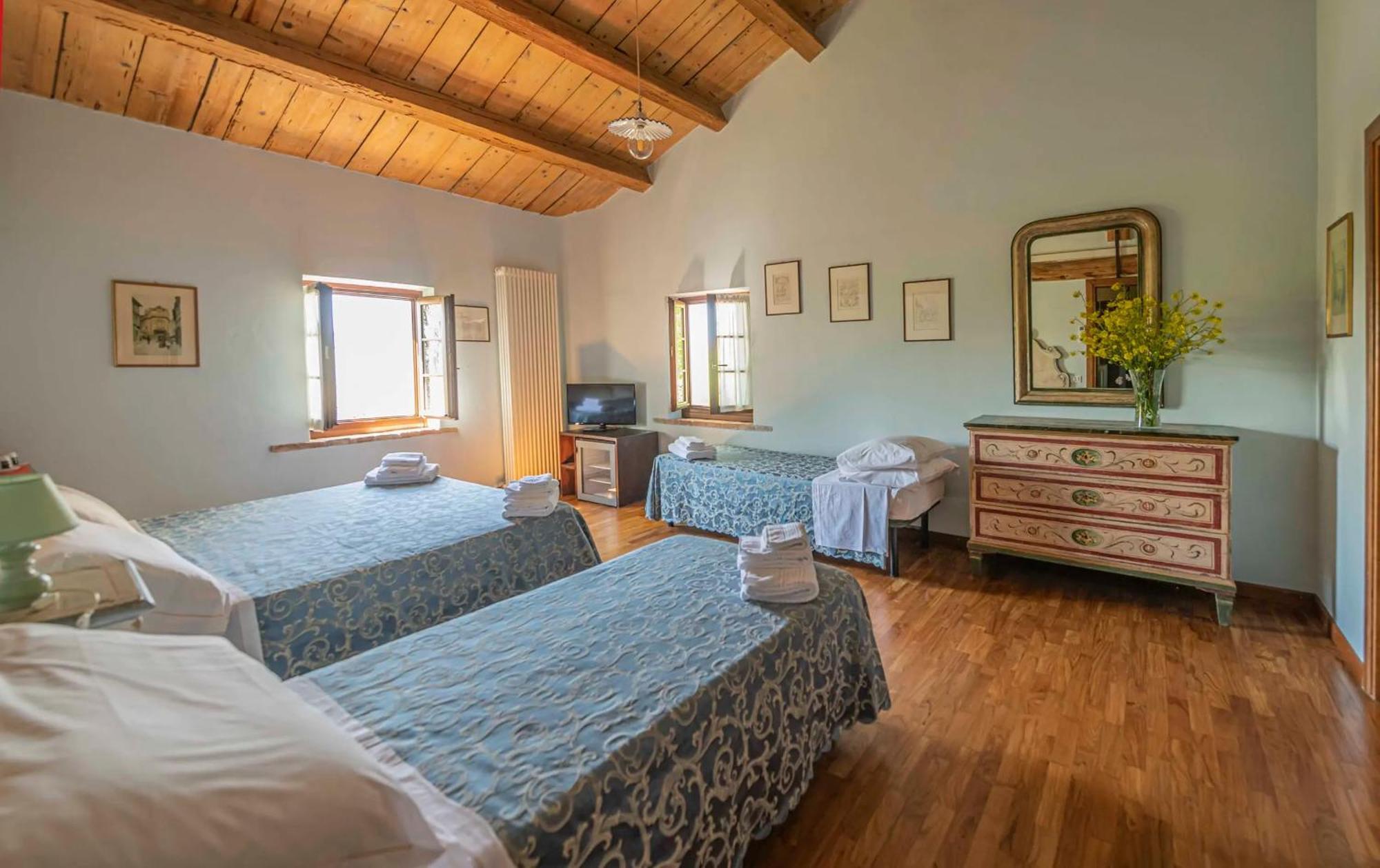 Agri Divin Amore San Costanzo Dış mekan fotoğraf
