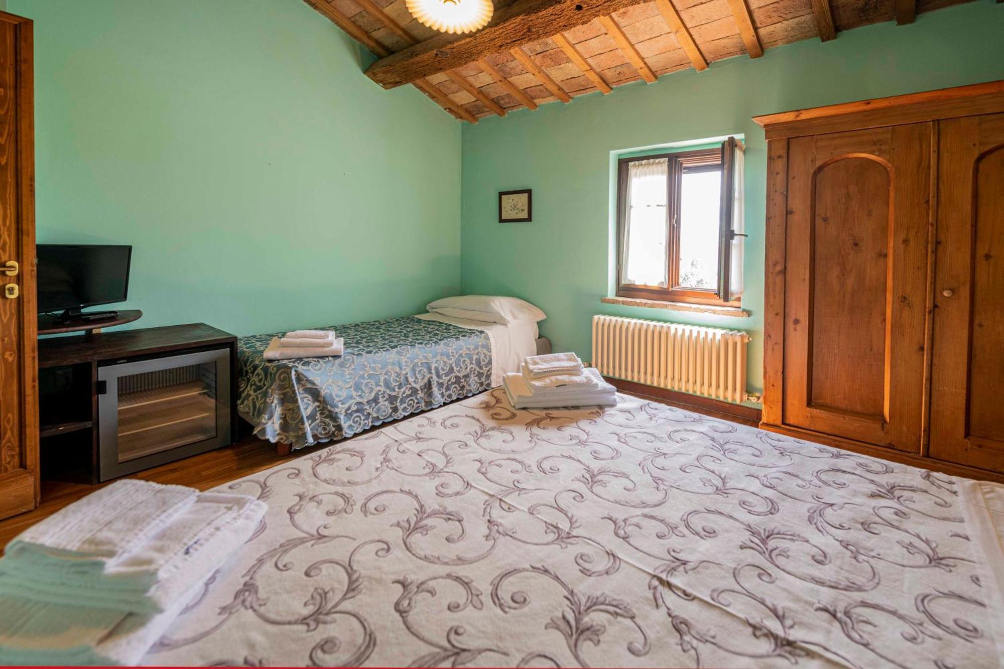 Agri Divin Amore San Costanzo Dış mekan fotoğraf